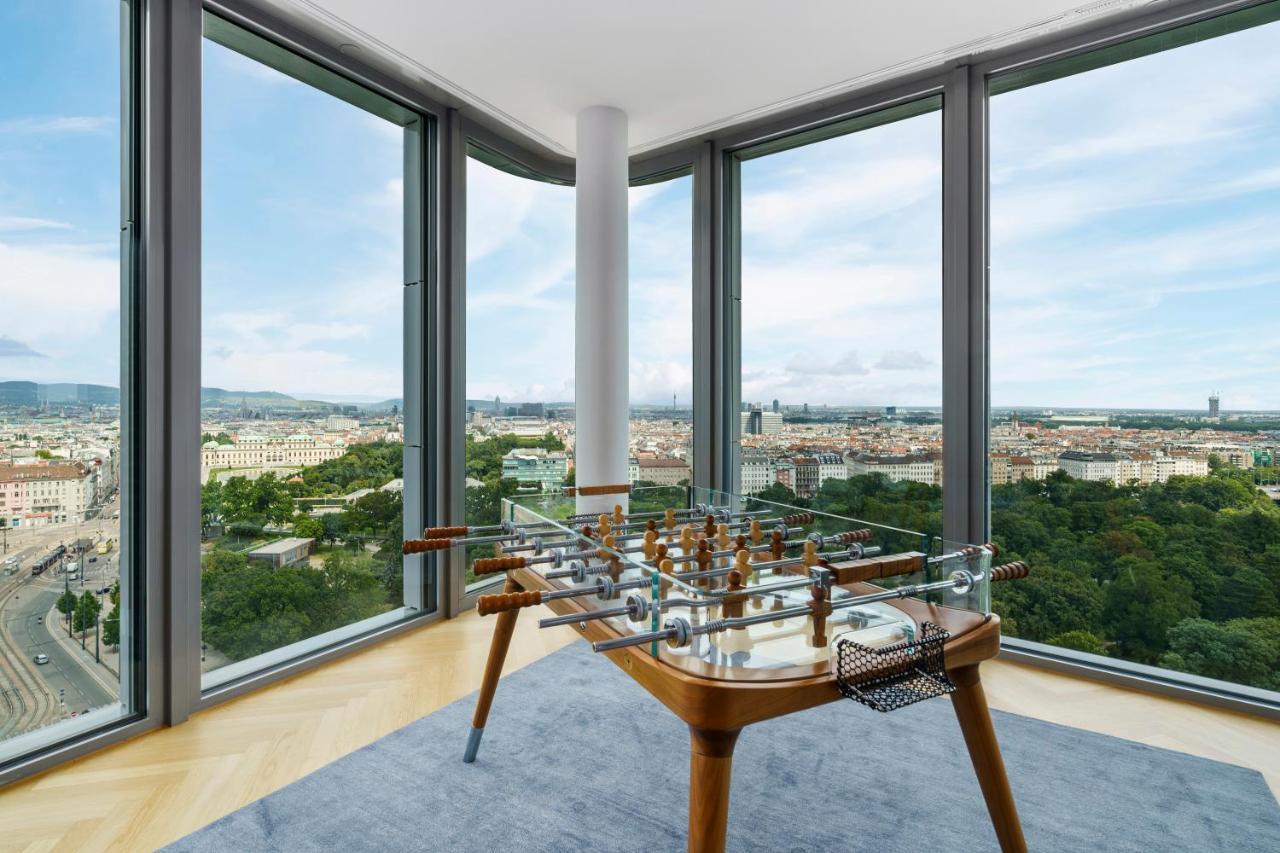 Andaz Vienna Am Belvedere, By Hyatt Kültér fotó A table football table