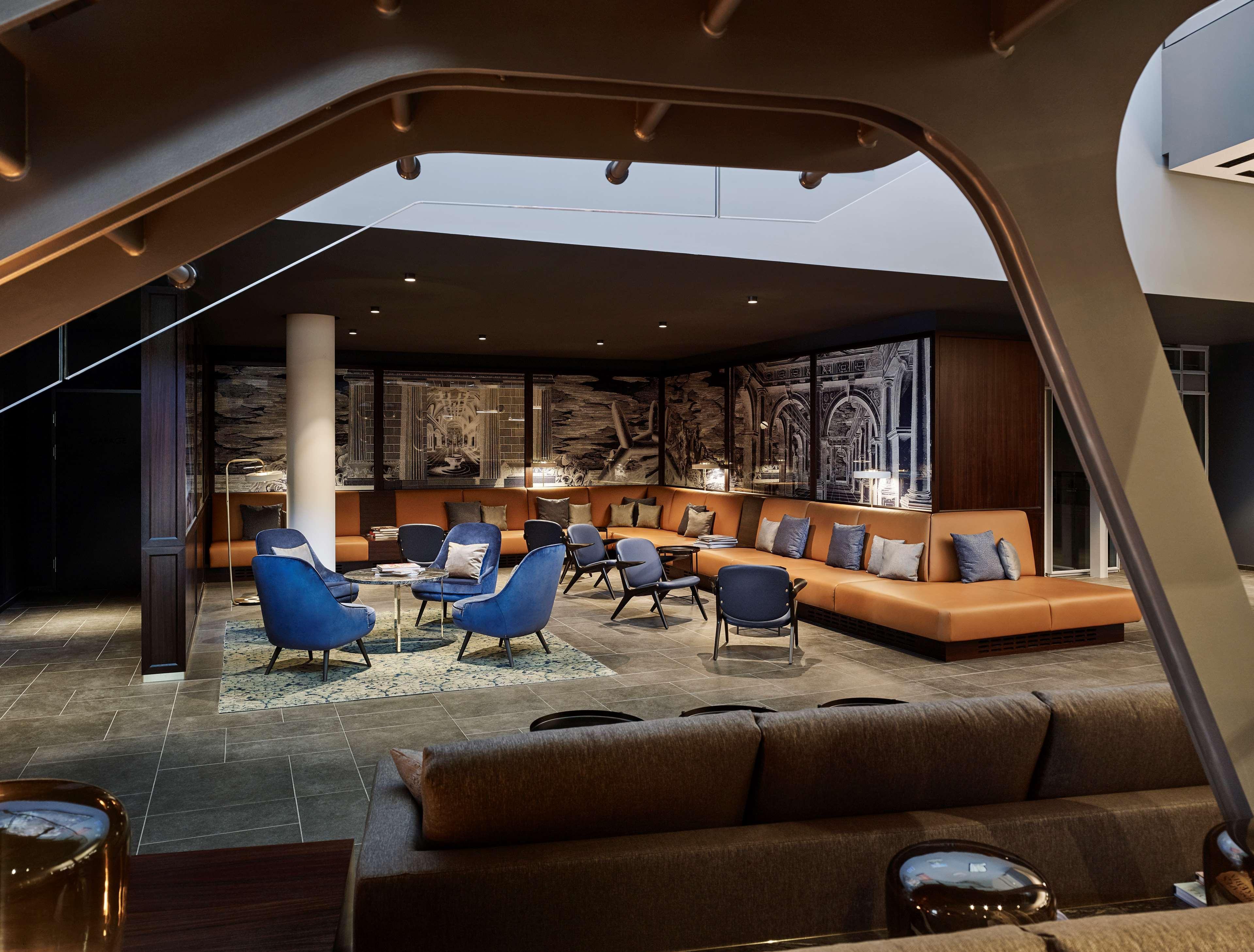 Andaz Vienna Am Belvedere, By Hyatt Kültér fotó The lounge at the airport